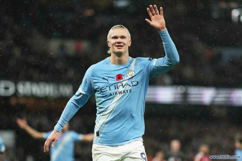 [图]英超-哈兰德顶球破门多库世界波 曼城3-0利物浦现场投注足球比赛